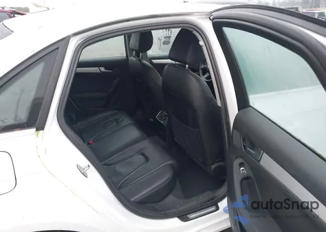 2013 Audi A4 2.0T Premium z USA, uszkodzony, nr VIN WAUFFAFLXDN021282